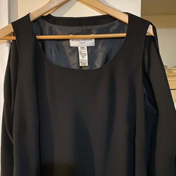 Evan-Picone black evening maxi dress - Picture 6 of 7